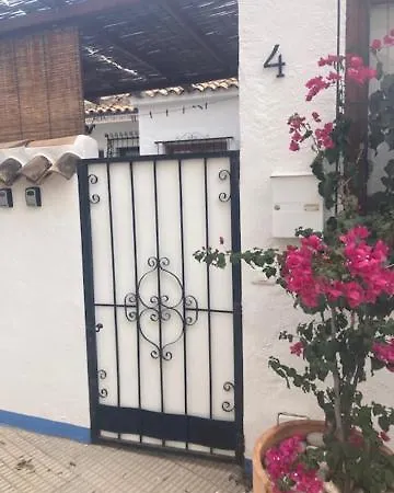 Ambata Casa de Férias *